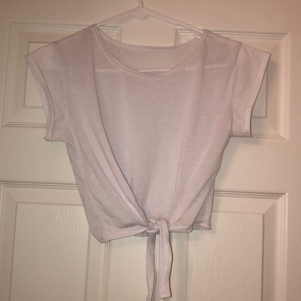 Cropped Short Sleeve with Tie